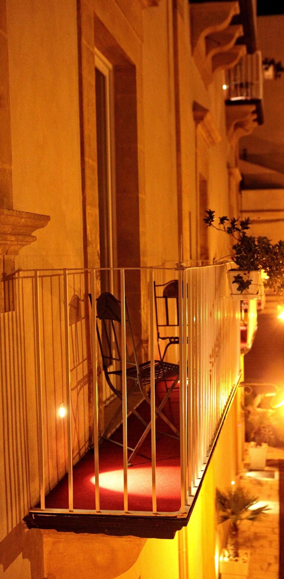 La Dimora Di Piazza Carmine Hotel 3*